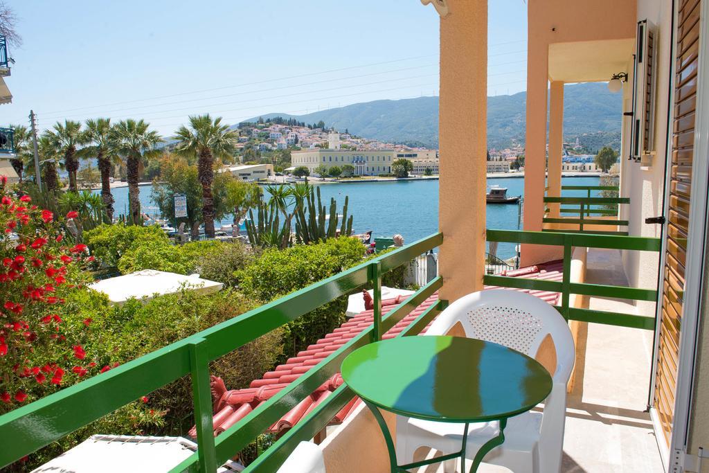 Matrona Apartments Poros Town Exterior photo