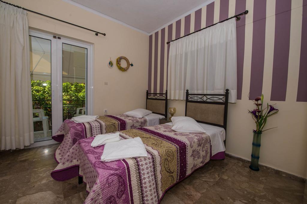 Matrona Apartments Poros Town Exterior photo
